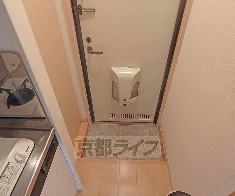 玄関　段差が低くて上がりやすい玄関です。