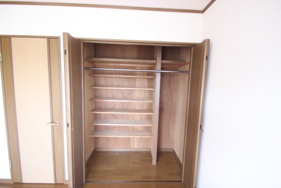 収納　※別部屋の写真です