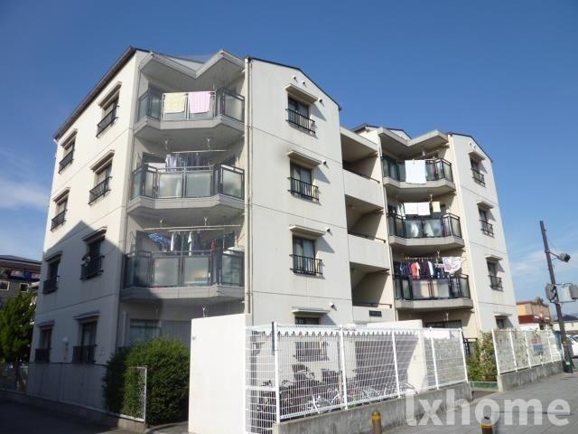 エントランス　ゆとりのあるエントランスです