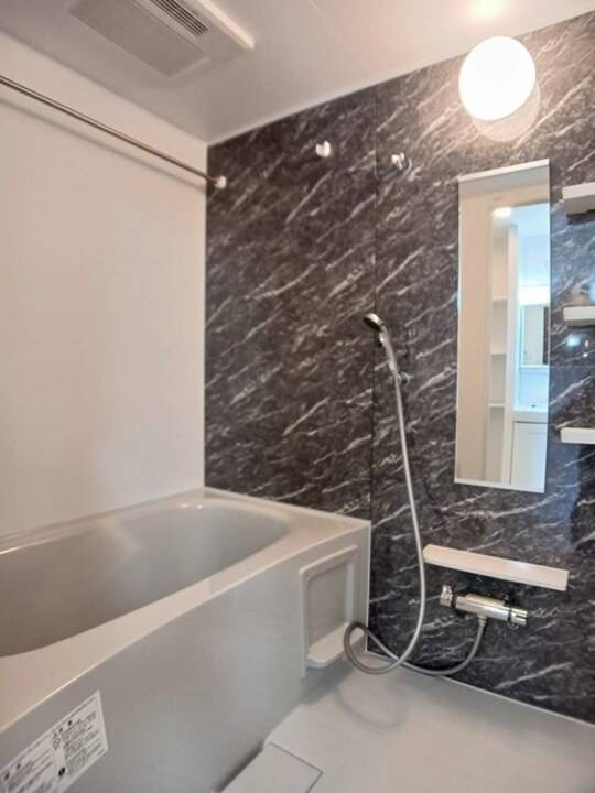 バス・シャワールーム　浴室