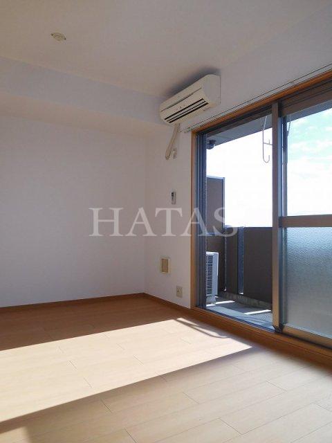 居室・リビング　同物件別部屋です。