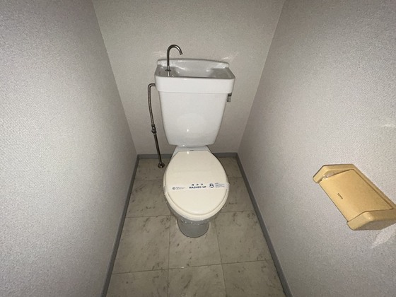 トイレ　※別部屋の写真です