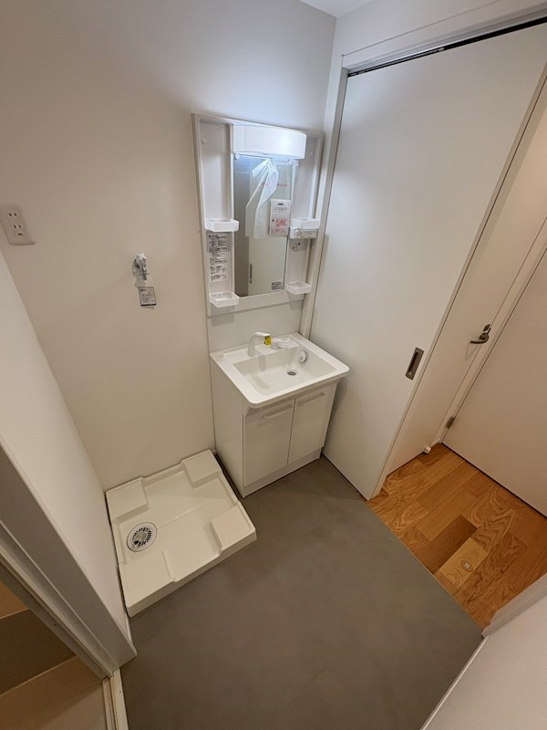 洗面設備　※中部屋タイプ別号室写真