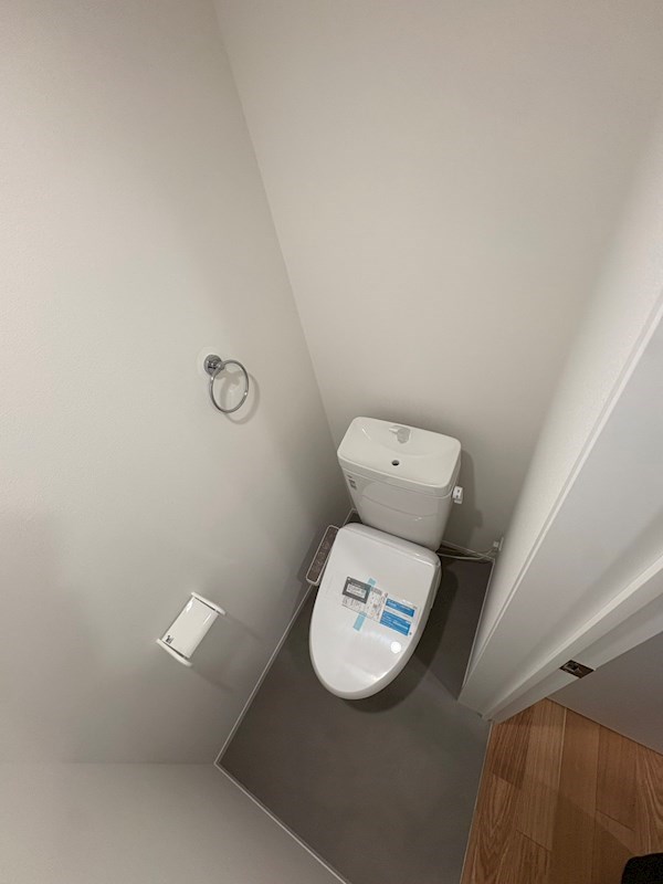 トイレ　※中部屋タイプ別号室写真