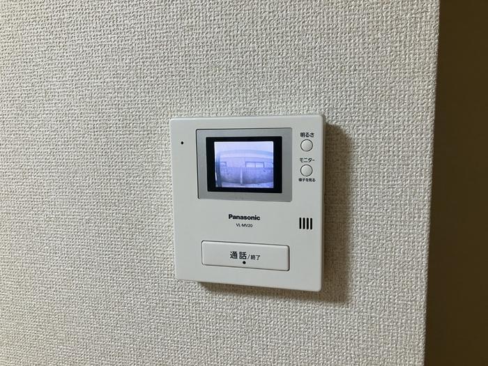 セキュリティ　モニター付きインターホン