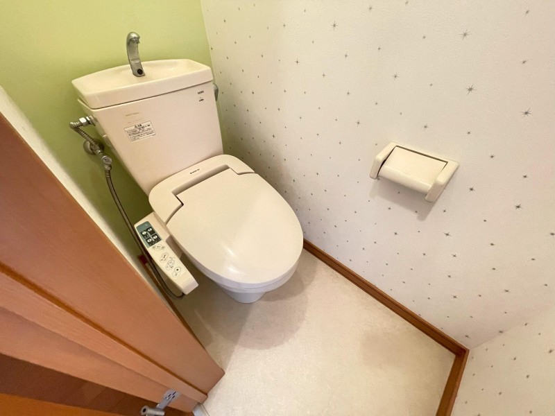 トイレ　トイレ