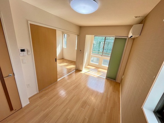 居室・リビング　他号室のお写真です