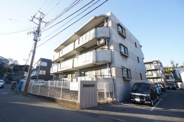 建物外観　物件、駅でお待ち合わせでのご案内歓迎！