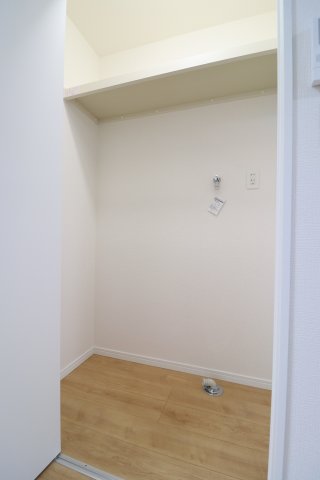 その他　洗濯機置き場