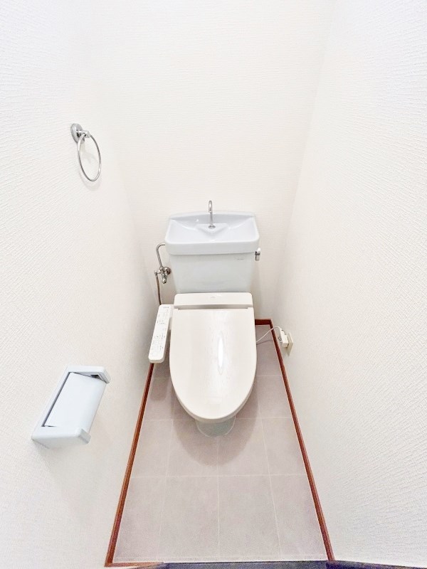 トイレ　★温水洗浄便座付きトイレ[サービス品]★