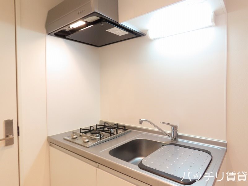 キッチン　同型タイプの為、現状を優先致します。