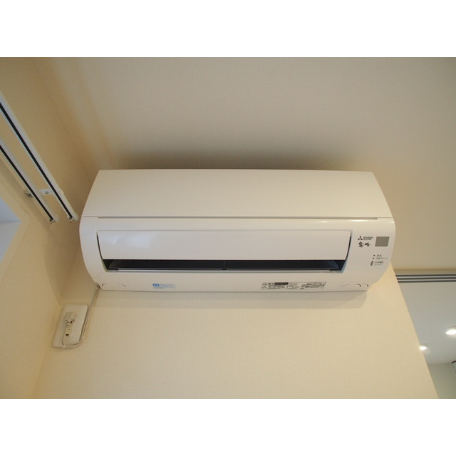 その他設備　夏も、冬も、あると嬉しいエアコン！