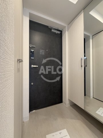 玄関　エスリード弁天町ノースプレミア