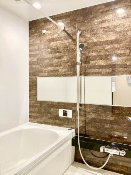 バス・シャワールーム