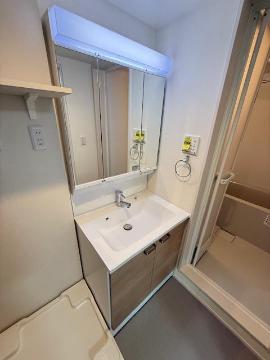 洗面設備　洗髪洗面化粧台