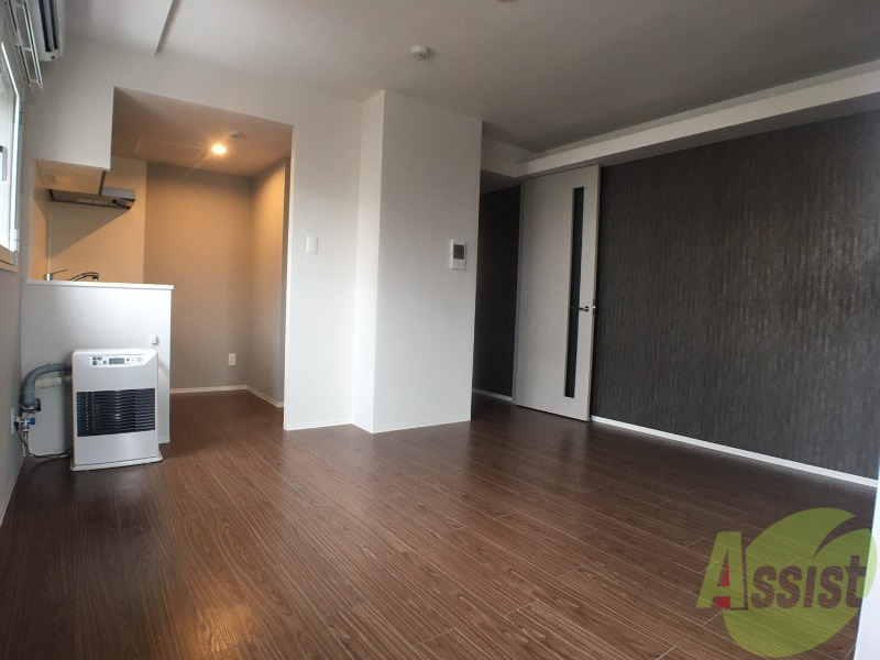 居室・リビング　広くてきれいなリビングです！快適に過ごせそうですね。