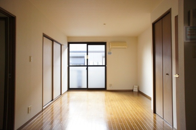 居室・リビング　図面と現状に相違がある場合には現状を優先