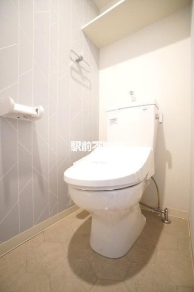 トイレ　※同マンション別部屋