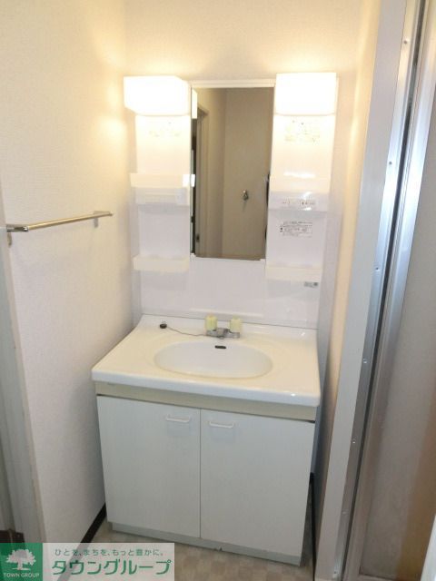 洗面設備　※別号室参考写真です