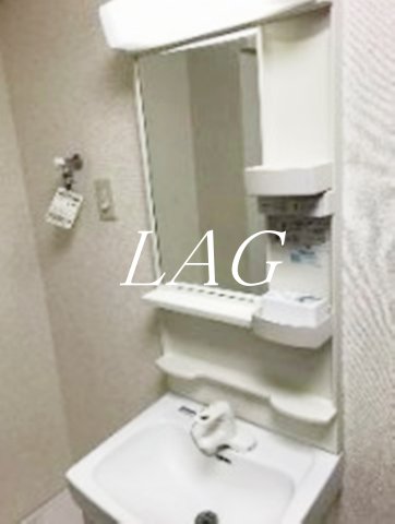 洗面設備　洗面台です。
