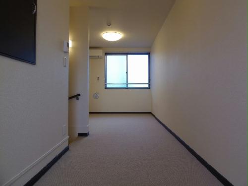 居室・リビング　2階にリビングスペースがあります