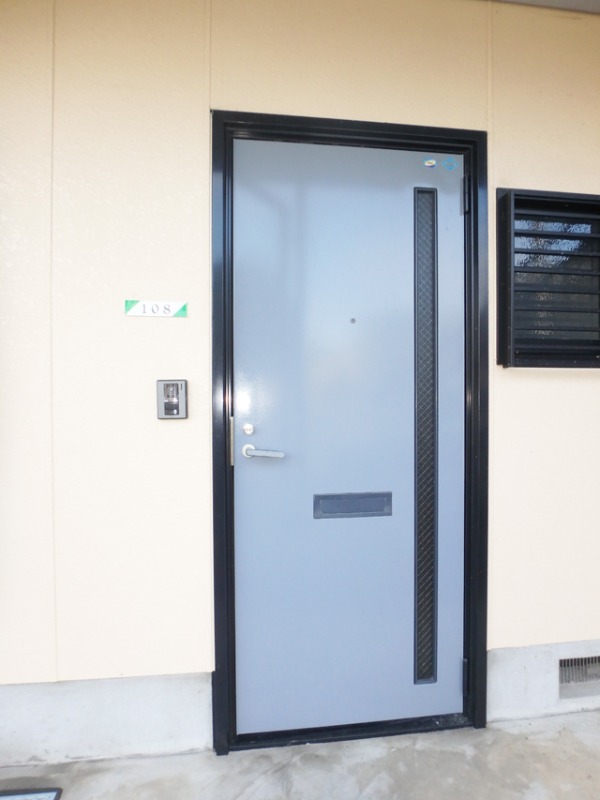 その他　玄関ドア