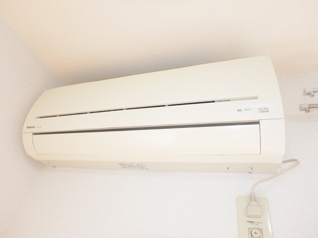 その他設備　エアコン付きで夏も冬も快適です☆