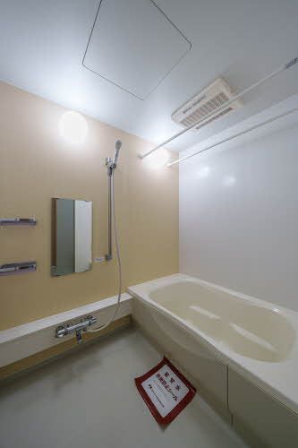バス・シャワールーム　浴室