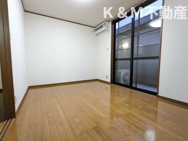 居室・リビング　?