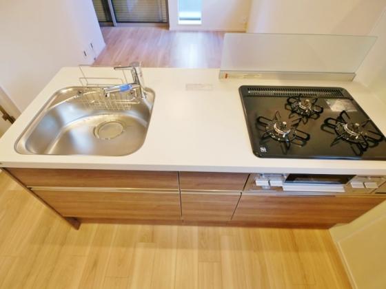 キッチン　システムＫ３口グリル付きで料理が捗ります！