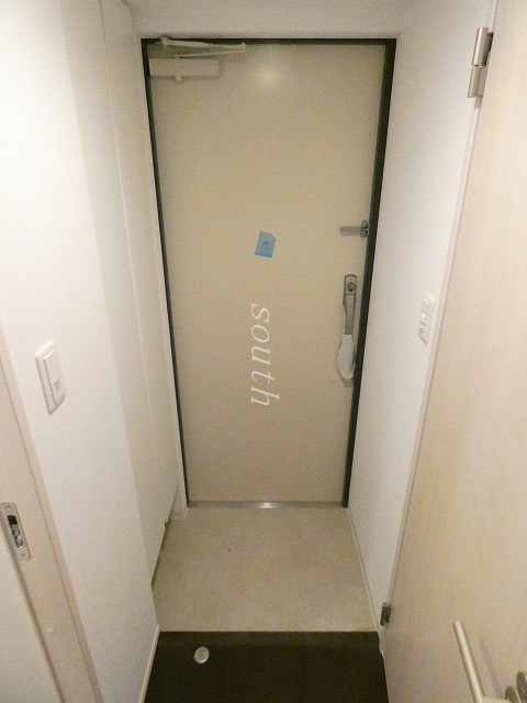 玄関　シューズＢＯＸ付きの玄関