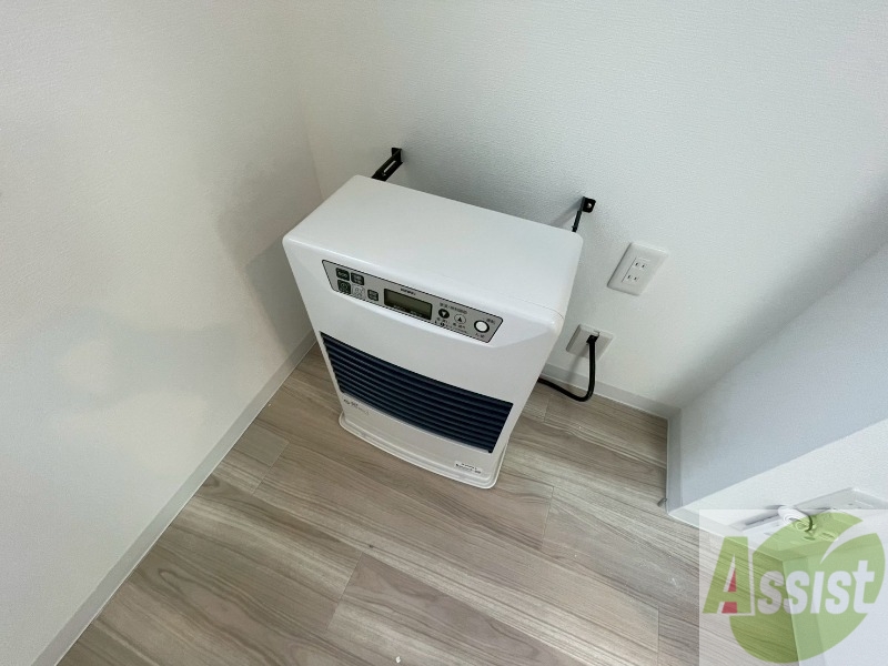 その他　暖房です。冬場の寒い日でも安心ですね～