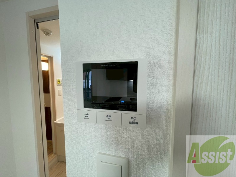 セキュリティ　モニタ付インターホンでセキュリティ面も安心です。