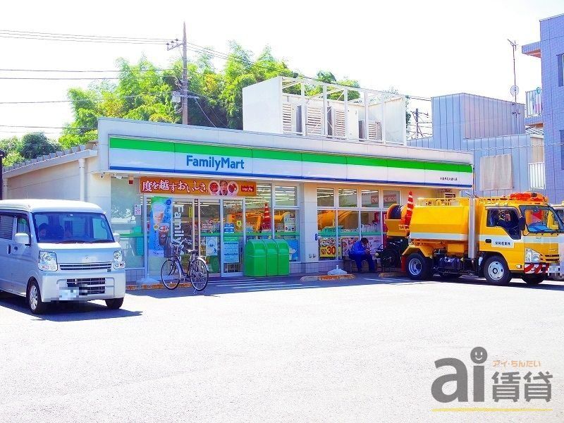 コンビニ　ファミリーマート 小金井北大通り店（コンビニ）まで662m