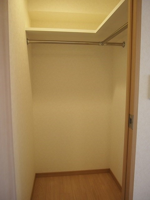 収納　ウォークインクローゼット