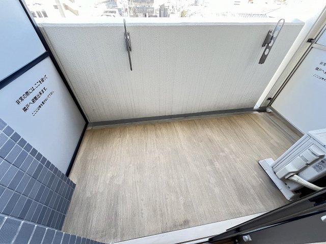 バルコニー　モデル写真