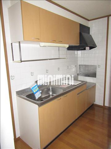 キッチン　広々としたキッチンスペース