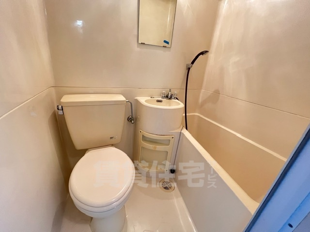 バス・シャワールーム