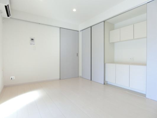 居室・リビング　開放感のあるゆったりとしたお部屋です♪