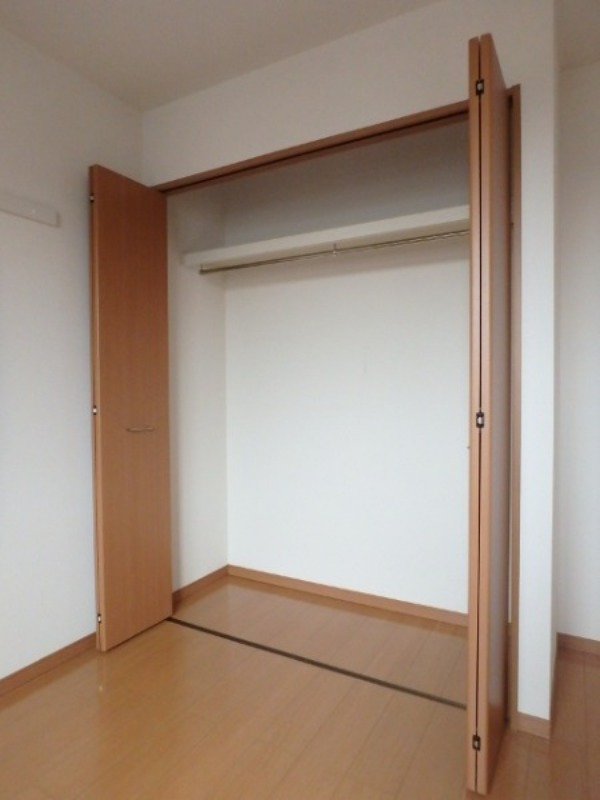 収納　図面と現状に相違がある場合には現状を優先