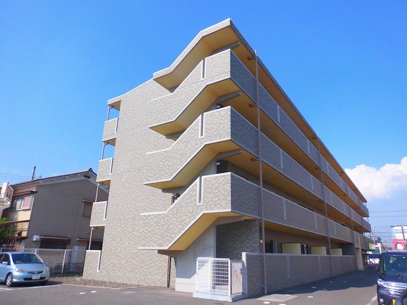 建物外観　マンションタイプです