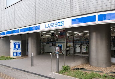 コンビニ　ローソン 高輪三丁目店（コンビニ）まで381m