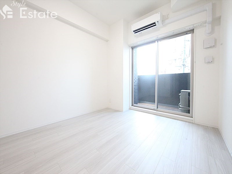 居室・リビング　内装