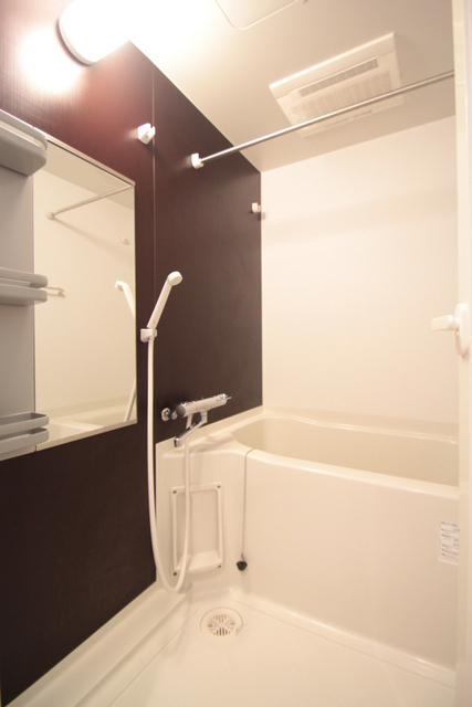 バス・シャワールーム　※別室の参考写真です。