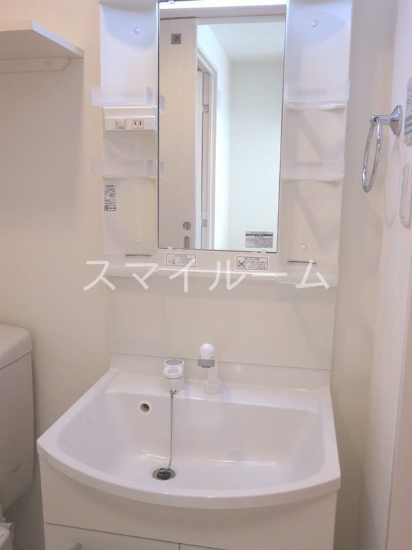 洗面設備　別部屋参考写真となります。