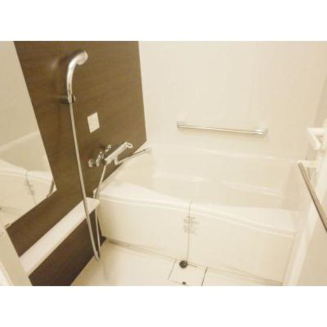 バス・シャワールーム　※写真は同タイプ住戸です。