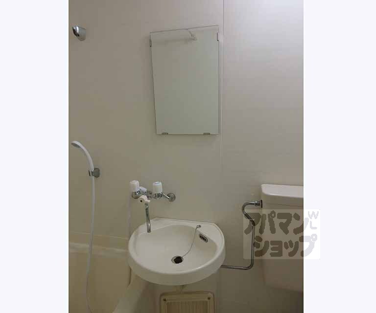 洗面設備　鏡つき・