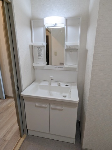 洗面設備　独立洗面化粧台