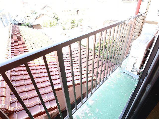 眺望　バルコニーからの眺めを楽しみながら食事をしませんか