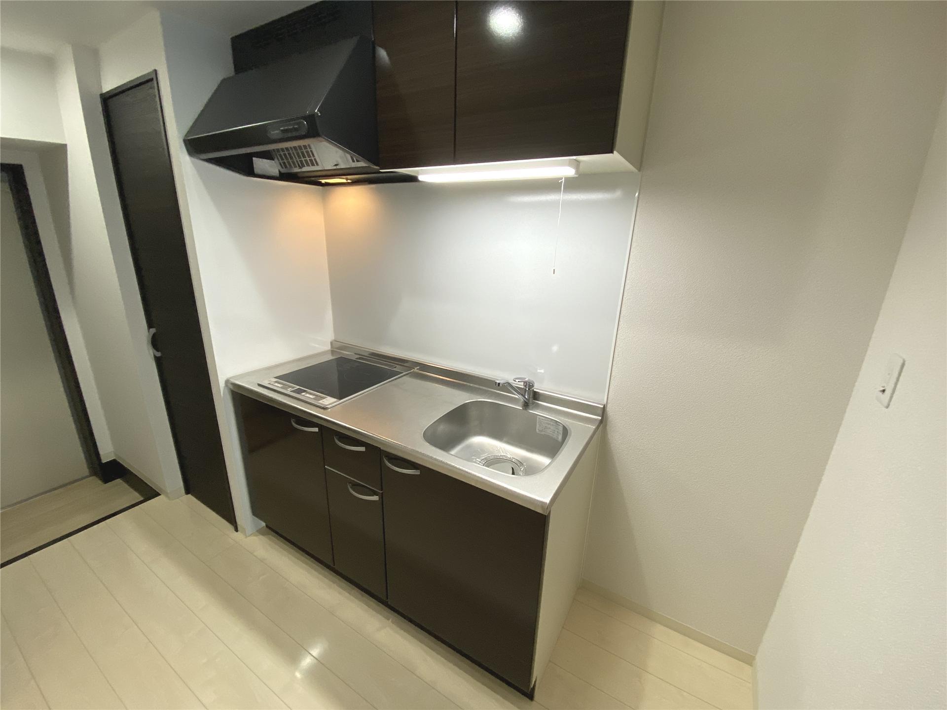 キッチン　２口IHコンロ付のキッチンです